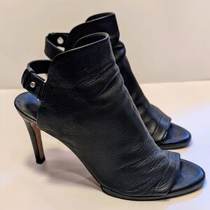 Vince made in Italy Leather Slingback Shoes size 6 Black Leather Peep Toe